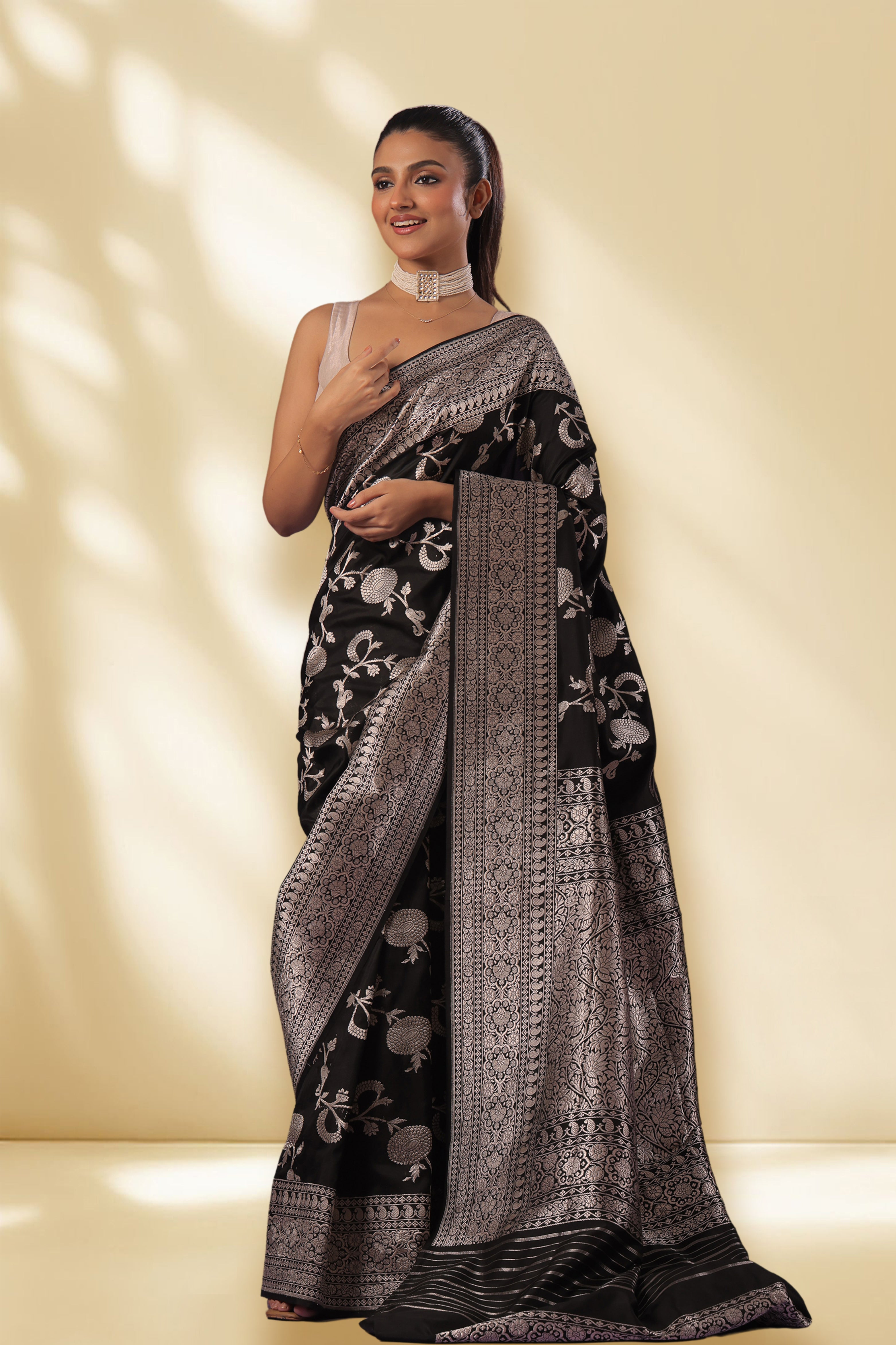 Exclusive Jaal Katan Banarasi